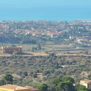 Casa Villaggio Pirandello Pensjonat